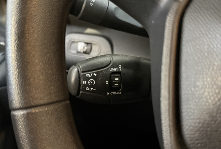 Peugeot Partner Standard 650kg 1.2 110ch Pro - Entretien à jour, Faible kilométrage