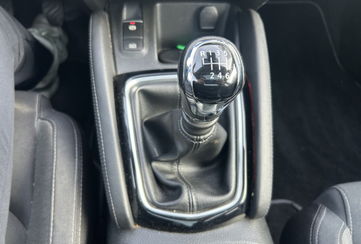 Nissan Qashqai 1.2 DIG-T 115 Ch N-Connecta * TOIT PANORAMIQUE * CAMERA 360°