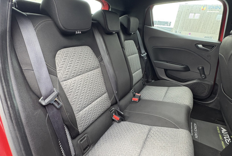 Renault Clio V 1.6 SCE 145 E-TECH Limited /Carplay