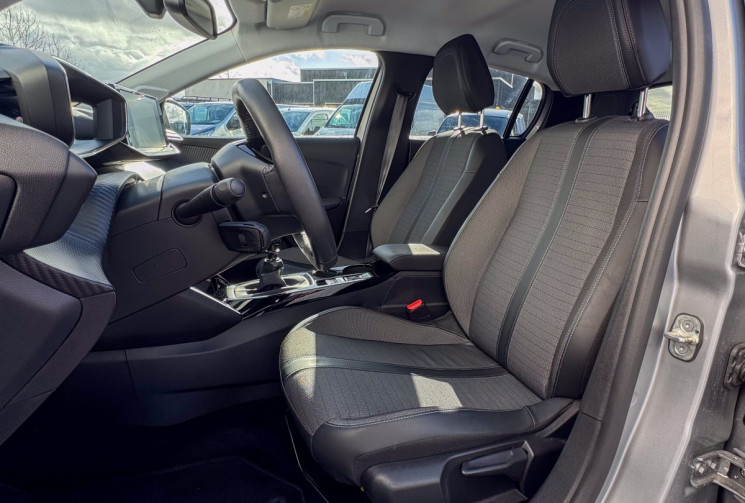 Peugeot 208 1.2 PureTech S&S 100 cv Allure Pack Caméra LED Sièges chauffant Keyless