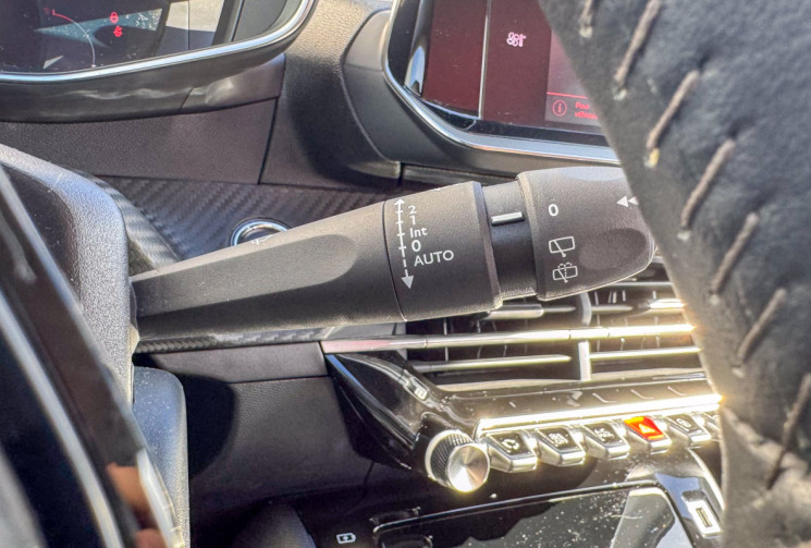 Peugeot 208 1.2 PureTech S&S 100 cv Allure Pack Caméra LED Sièges chauffant Keyless