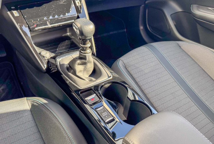 Peugeot 208 1.2 PureTech S&S 100 cv Allure Pack Caméra LED Sièges chauffant Keyless