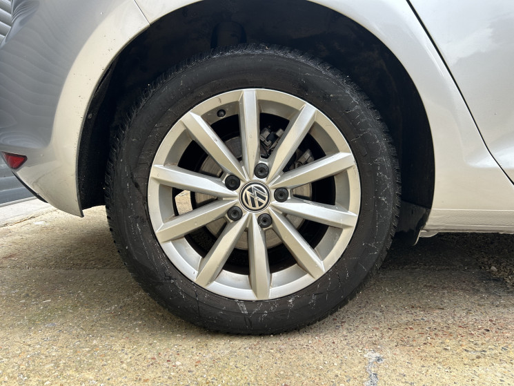 Volkswagen Golf VII 1.6 TDI 110ch BlueMotion Technology FAP Lounge 5p