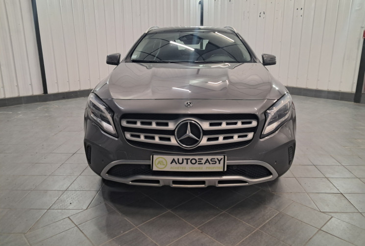 Mercedes GLA 180 D 109 Sensation 7G TOIT OUVRANT- ENTRETIEN A JOUR  - 