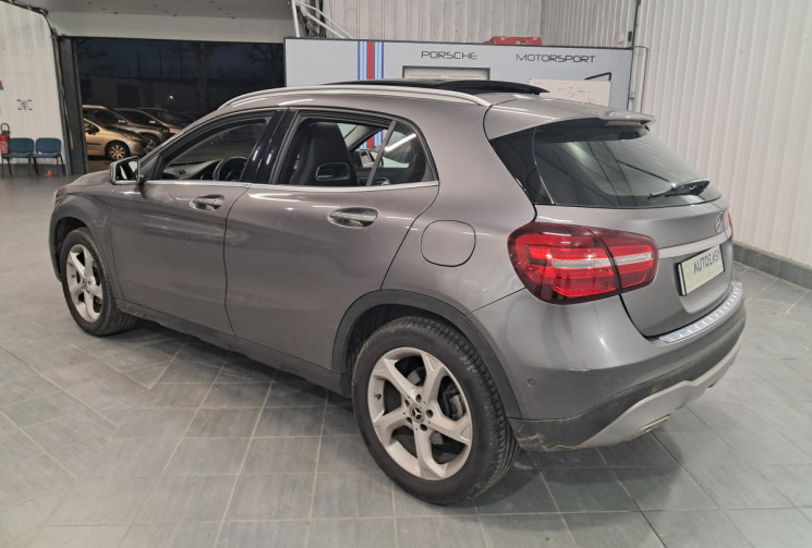 Mercedes GLA 180 D 109 Sensation 7G TOIT OUVRANT- ENTRETIEN A JOUR  - 