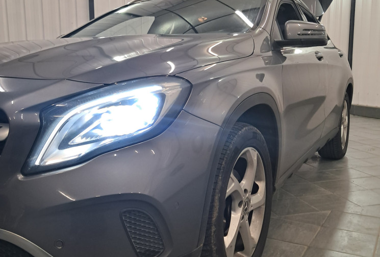 Mercedes GLA 180 D 109 Sensation 7G TOIT OUVRANT- ENTRETIEN A JOUR  - 