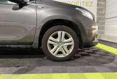 Peugeot 2008 1.2 82ch Style - Suivi 100% Peugeot, Distribution OK