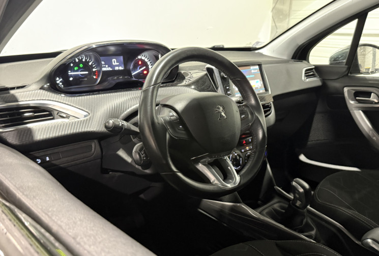 Peugeot 2008 1.2 82ch Style - Suivi 100% Peugeot, Distribution à jour