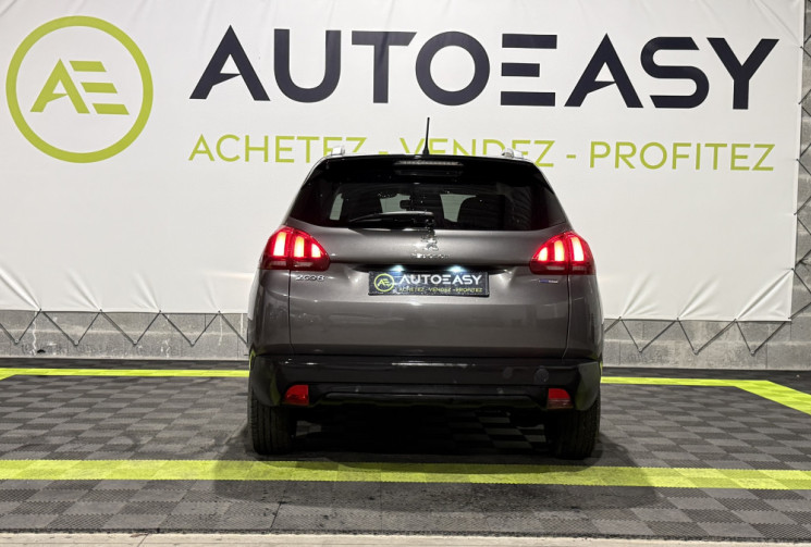 Peugeot 2008 1.2 82ch Style - Suivi 100% Peugeot, Distribution à jour