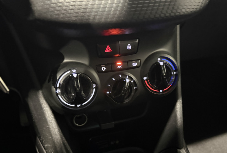 Peugeot 2008 1.2 82ch Style - Suivi 100% Peugeot, Distribution à jour