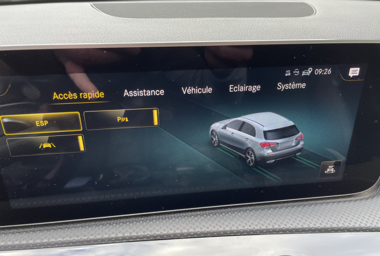 Mercedes Classe A 180 d 116 ch AMG Line 7G-DCT/TO /Apple CarPlay/ Suivi Mercedes 