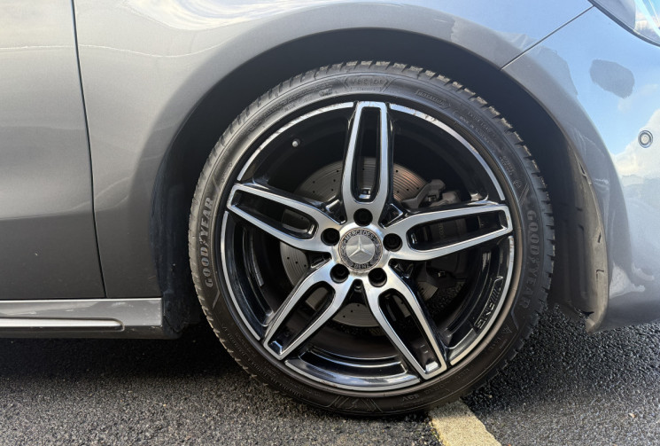 Mercedes Classe A AMG 220 D TOIT OUVRANT 7G-DCT