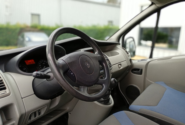Renault Trafic 2.0 dCi Grand Confort 90 ch / Parfait pour Van Aménagé