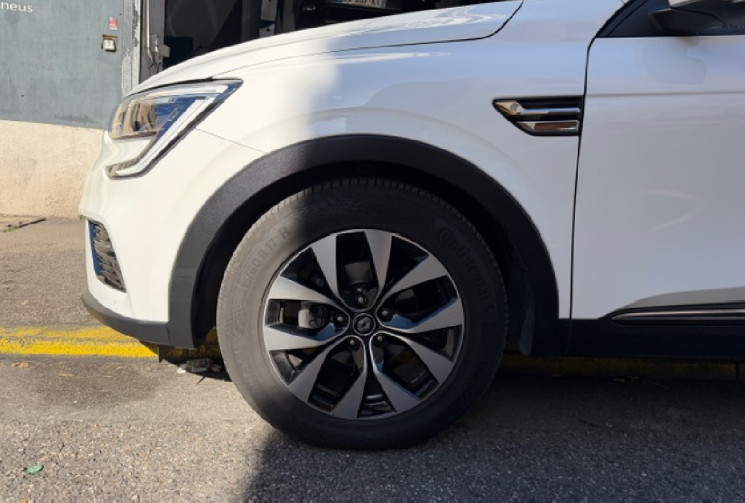 Renault Arkana 1.3 TCe 16V GPF Mild Hybrid EDC7 140 cv Origine France 3em main / 