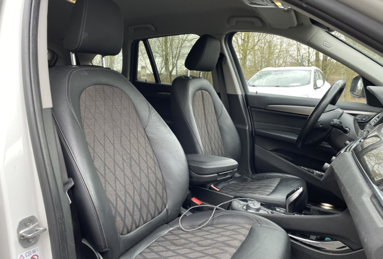 BMW X1 xDrive20dA 190 ch xLine / HUD / Caméra / JA + Pneus hiver