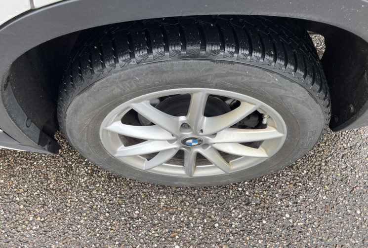 BMW X1 xDrive20dA 190 ch xLine / HUD / Caméra / JA + Pneus hiver
