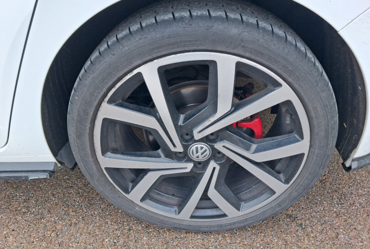 Volkswagen Polo 2.0 TSI 200ch GTI DSG6