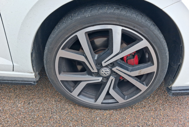 Volkswagen Polo 2.0 TSI 200ch GTI DSG6