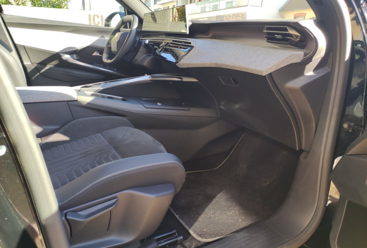 Peugeot 3008 III 1.2 Hybrid e-DSC6 136 cv GT Exclusive