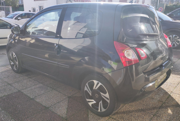 Renault Twingo II Phase 2 / 1.2 i INITIALE  75 cv Boîte auto