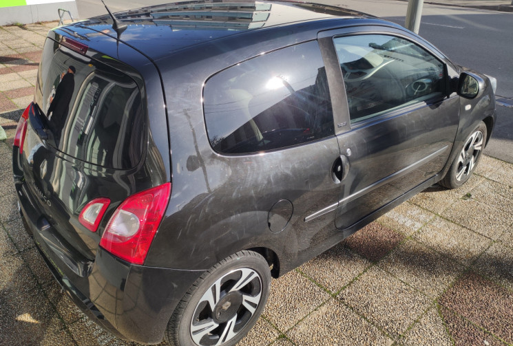 Renault Twingo II Phase 2 / 1.2 i INITIALE  75 cv Boîte auto
