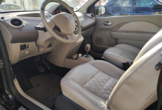 Renault Twingo II Phase 2 / 1.2 i INITIALE  75 cv Boîte auto