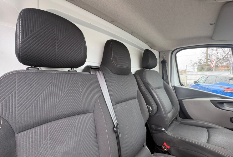 Renault Trafic III L1H1 1.6 DCI ENERGY 125 GRAND CONFORT / TVA RECUPERABLE / GARANTIE 12 MOIS