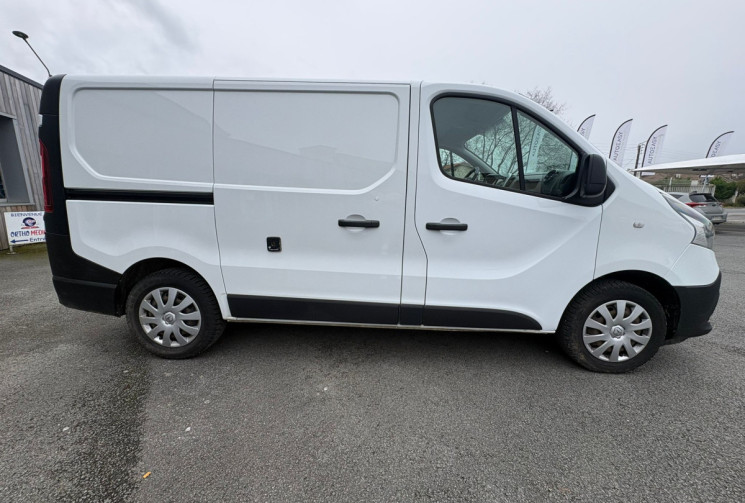 Renault Trafic III L1H1 1.6 DCI ENERGY 125 GRAND CONFORT / TVA RECUPERABLE / GARANTIE 12 MOIS