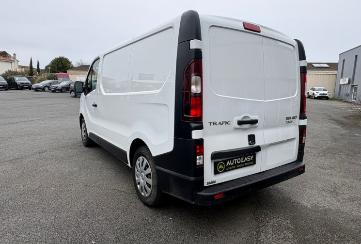 Renault Trafic III L1H1 1.6 DCI ENERGY 125 GRAND CONFORT / TVA RECUPERABLE / GARANTIE 12 MOIS