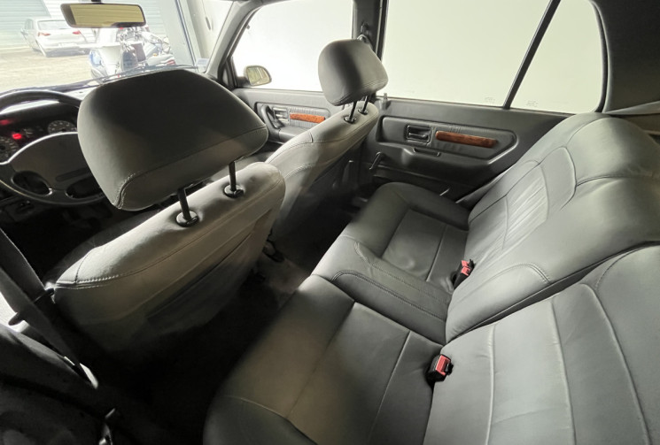 Renault Clio baccara 1.8 90 ch  boite automatique / Youngtimer 