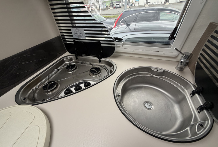 Ford Transit 2.2 155CH - CHAUSSON 718 XLB - CAMPING CAR / PARABOLE / PANNEAU SOLAIRE / CAMERA