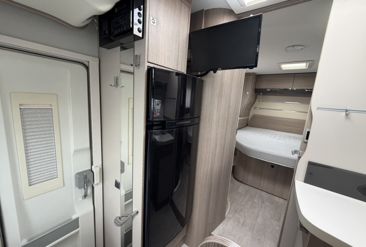 Ford Transit 2.2 155CH - CHAUSSON 718 XLB - CAMPING CAR / PARABOLE / PANNEAU SOLAIRE / CAMERA