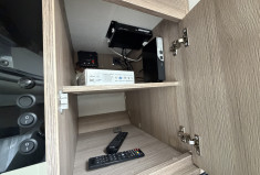 Ford Transit 2.2 155CH - CHAUSSON 718 XLB - CAMPING CAR / PARABOLE / PANNEAU SOLAIRE / CAMERA