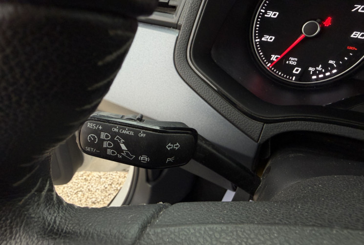 SEAT ARONA 1.0 TSI STYLE 95 CH BVM5 / SUIVI CONSTRUCTEUR A JOUR / CARPLAY 