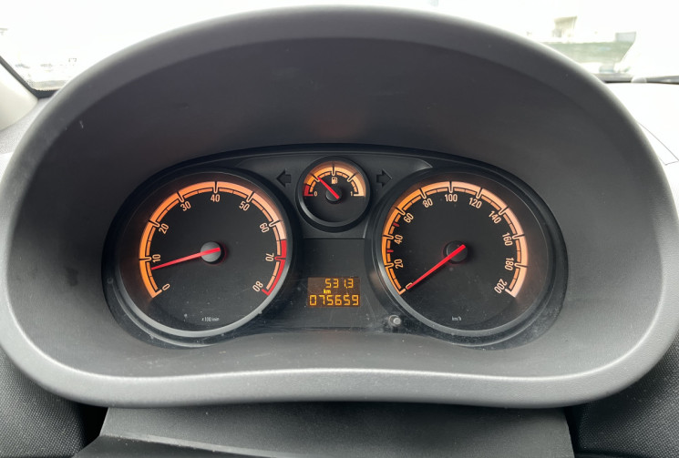 Opel Corsa D 5 portes 1.2 i 16V Twinport 80 cv