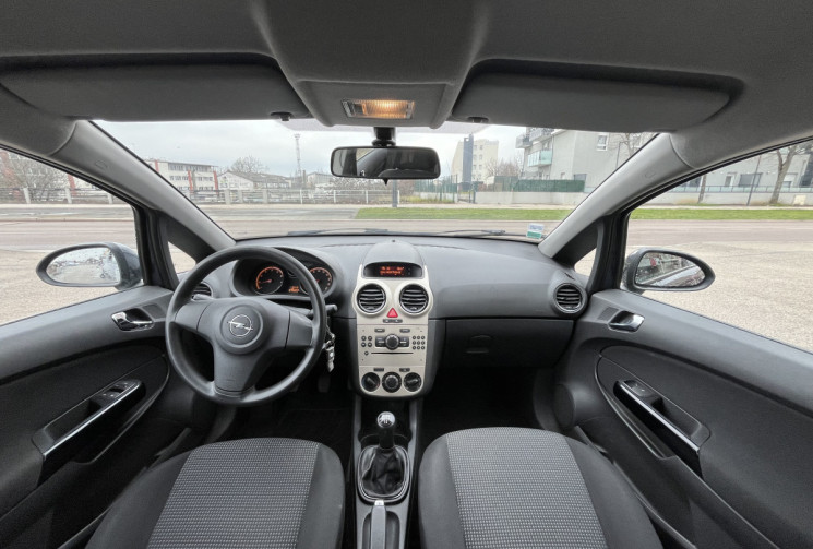 Opel Corsa D 5 portes 1.2 i 16V Twinport 80 cv