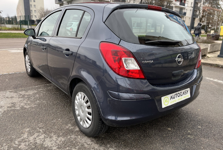 Opel Corsa D 5 portes 1.2 i 16V Twinport 80 cv
