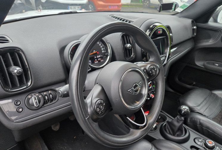 Mini Countryman F60 136 ch Cooper - TOIT OUVRANT - CARROSSERIE EN TBE 