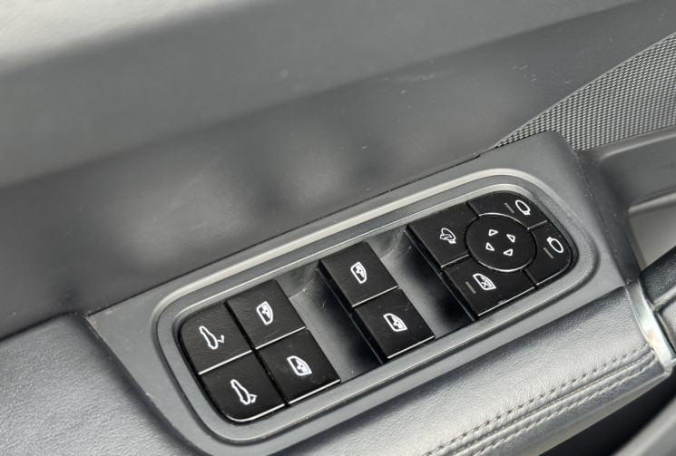 Porsche CAYENNE COUPE S 2.9 V6 440 ch / Toit Pano / Bose / Carplay / Camera 360 / Entretien Porsche