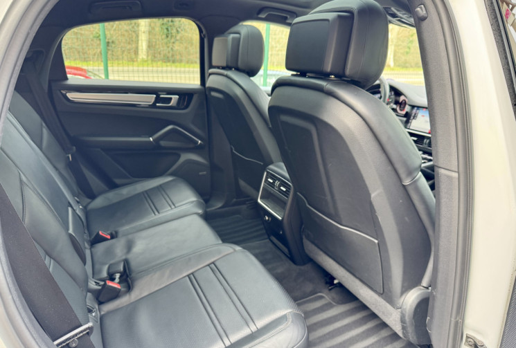 Porsche CAYENNE COUPE S 2.9 V6 440 ch / Toit Pano / Bose / Carplay / Camera 360 / Entretien Porsche