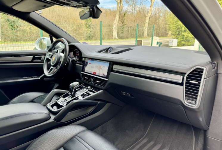 Porsche CAYENNE COUPE S 2.9 V6 440 ch / Toit Pano / Bose / Carplay / Camera 360 / Entretien Porsche