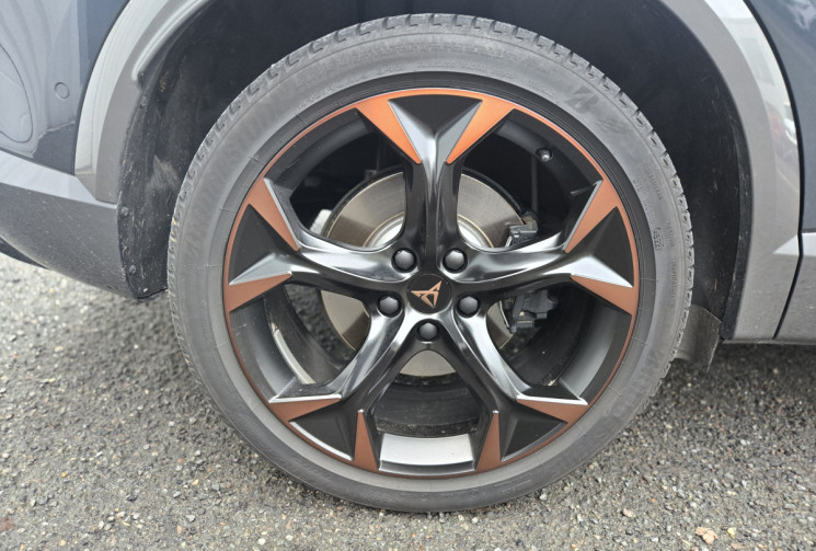 CUPRA Formentor Cupra formentor VZ ehybrid 245 dsg6 * Attelage electrique * garantie 2 ans *  TBE