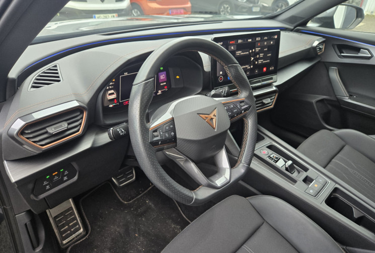 CUPRA Formentor Cupra formentor VZ ehybrid 245 dsg6 * Attelage electrique * garantie 2 ans *  TBE