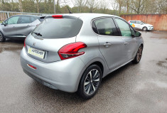 Peugeot 208  1.2 L 82ch Tech Edition / Distribution neuve