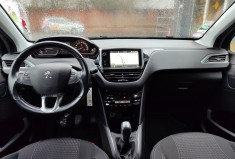 Peugeot 208  1.2 L 82ch Tech Edition / Distribution neuve