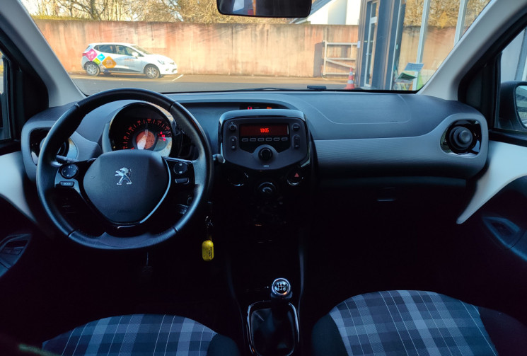 Peugeot 108 1.0 VTI 72ch Style Climatisation / Régulateur