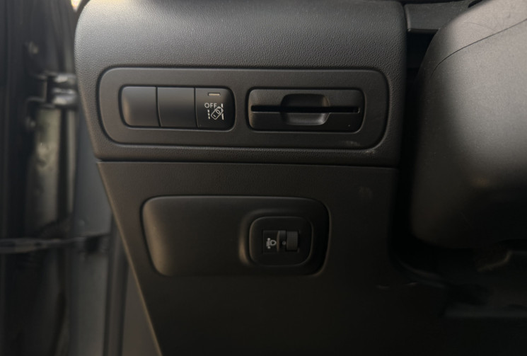 Citroën C3 Aircross 1.5 BLUE HDi 100 SHINE GRIP CONTROL / CARPLAY / GPS 