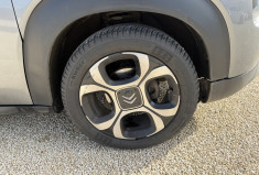 Citroën C3 Aircross 1.5 BLUE HDi 100 SHINE GRIP CONTROL / CARPLAY / GPS 