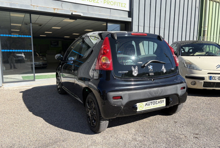 Peugeot 107 1.0 68 CV MOTEUR A CHAINE 