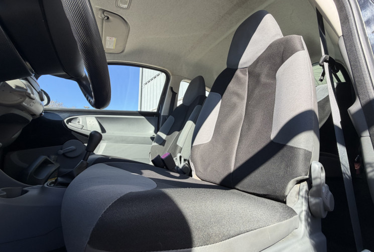 Peugeot 107 1.0 68 CV MOTEUR A CHAINE 